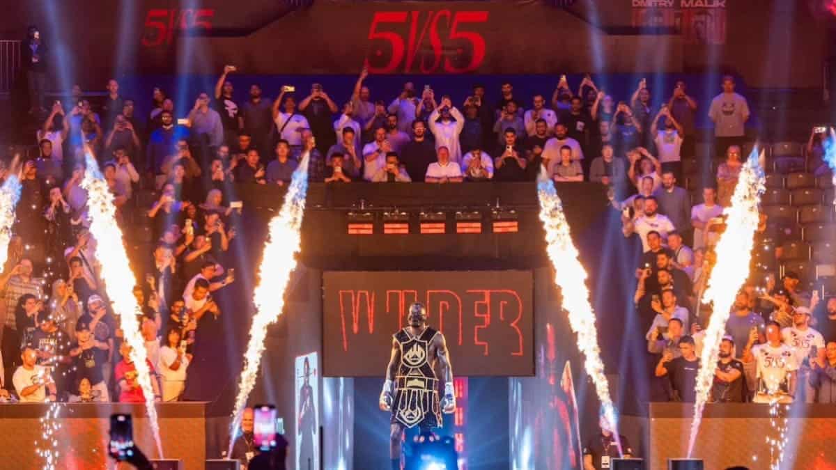 Deontay Wilder Saudi entrance