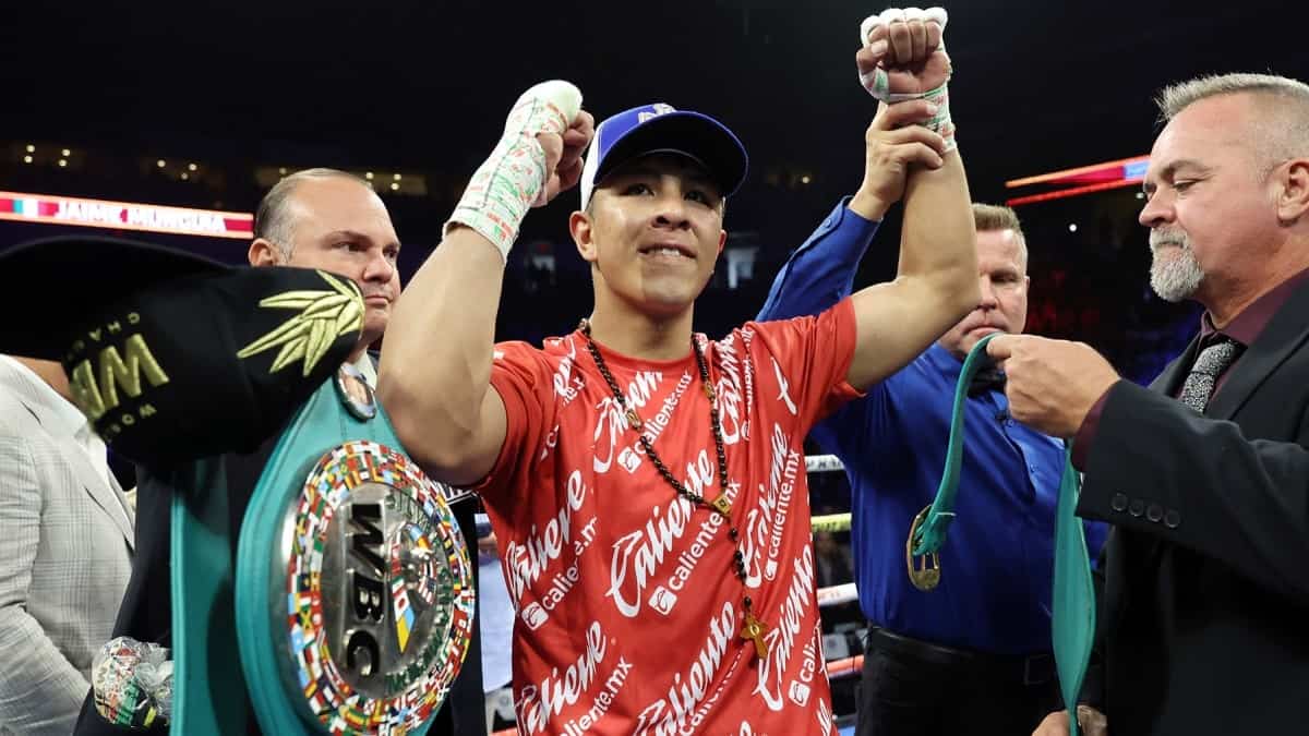 Jaime Munguia wins against Bazinyan 2024