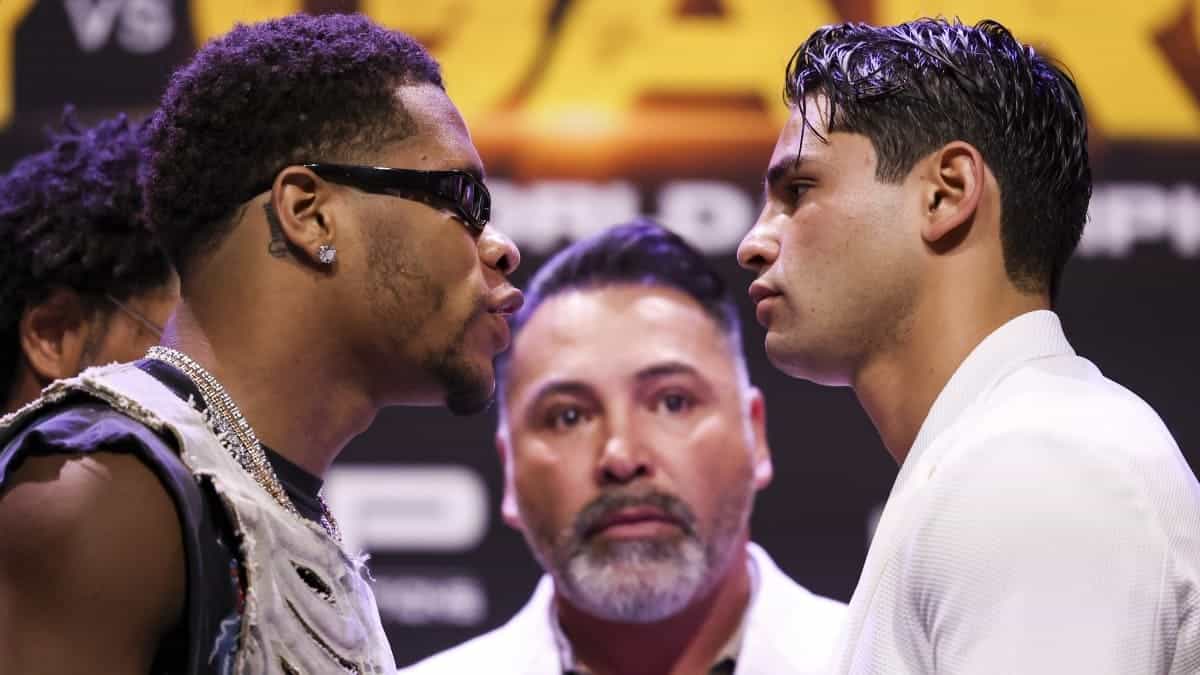 Oscar De La Hoya Haney vs Garcia LA Ryan Garcia